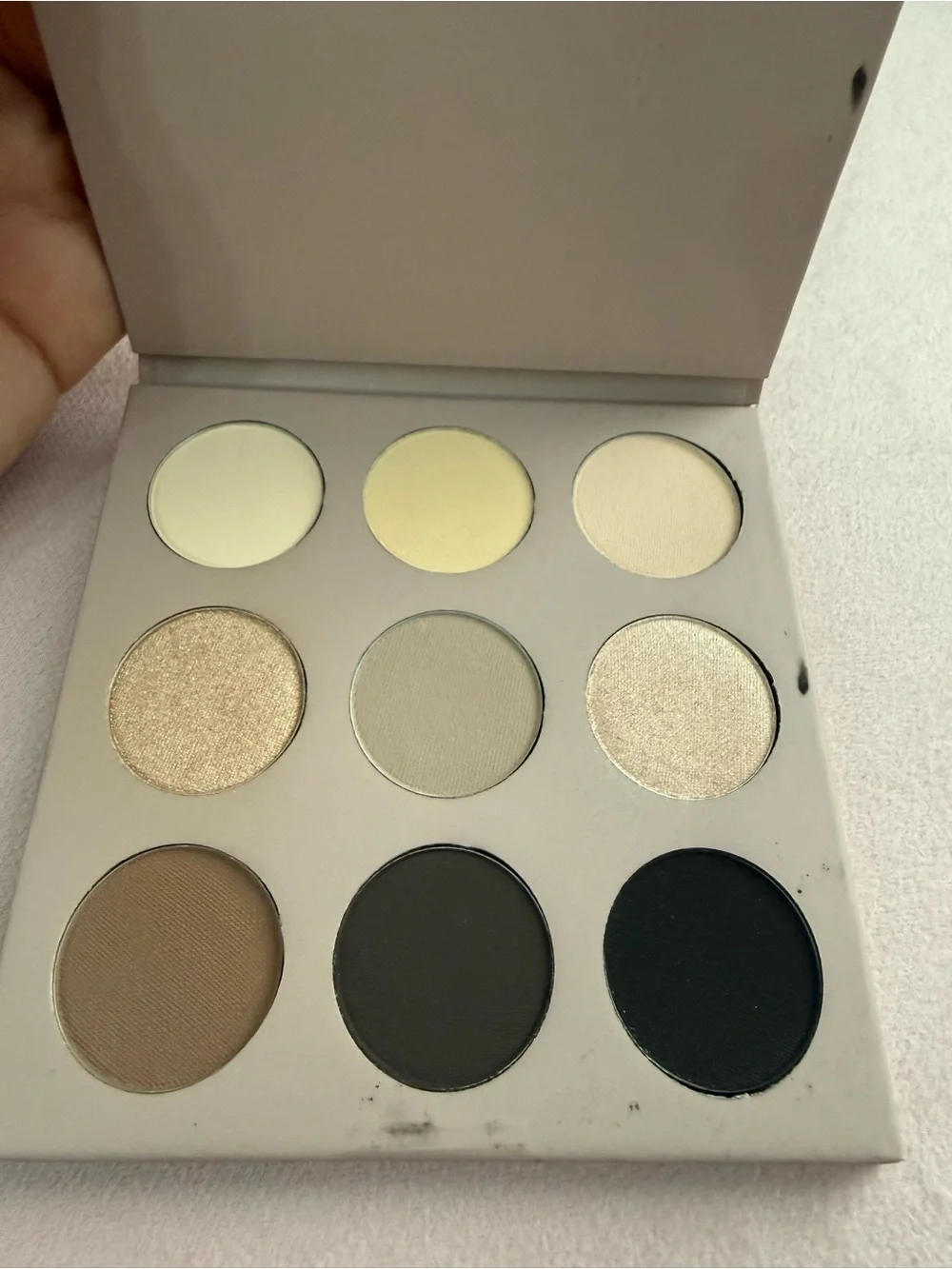 Cargo Nude Beach Eyeshadow Palette - Nude, Beige, Rose Gold Accents